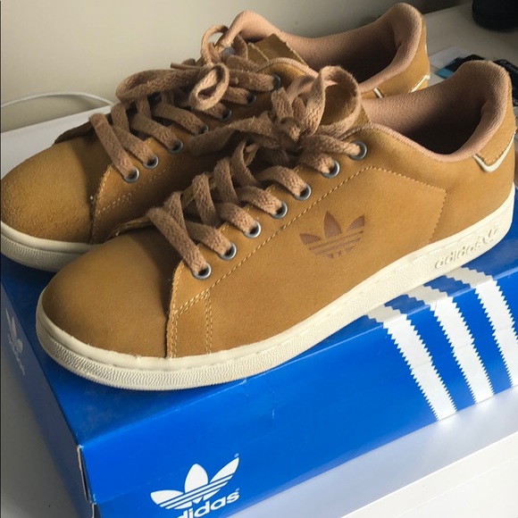 adidas superstar camel